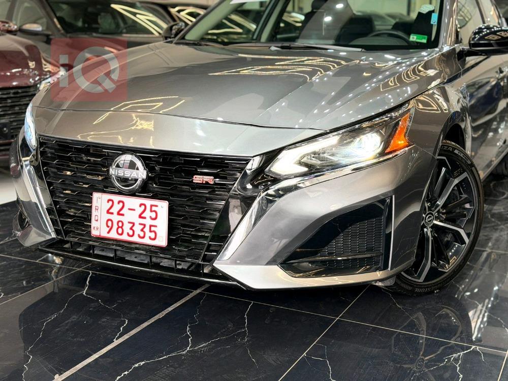 نیسان ئەلتیما